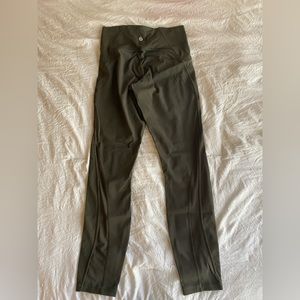 Lululemon leggings 25”